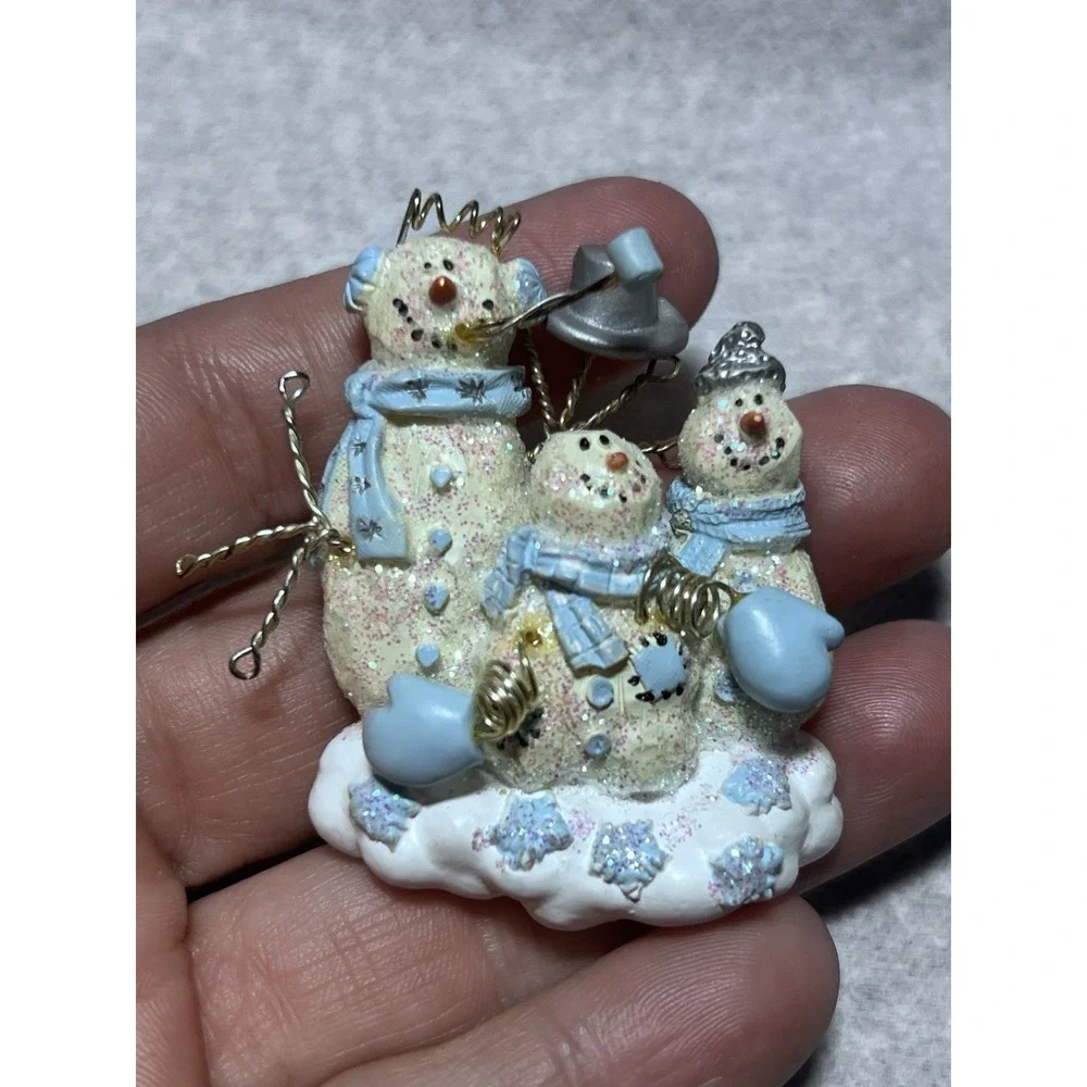 SNOWMAN Family Brooch Blue Hat & Scarf & Blue Buttons Glitter Accents 2